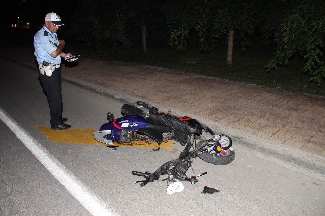 Samsun’da motosiklet otomobil ile çarpıştı: 7 yaralı