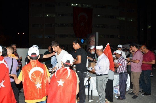 Kırıkkale Üniversitesi’nden Demokrasi Nöbetine Destek