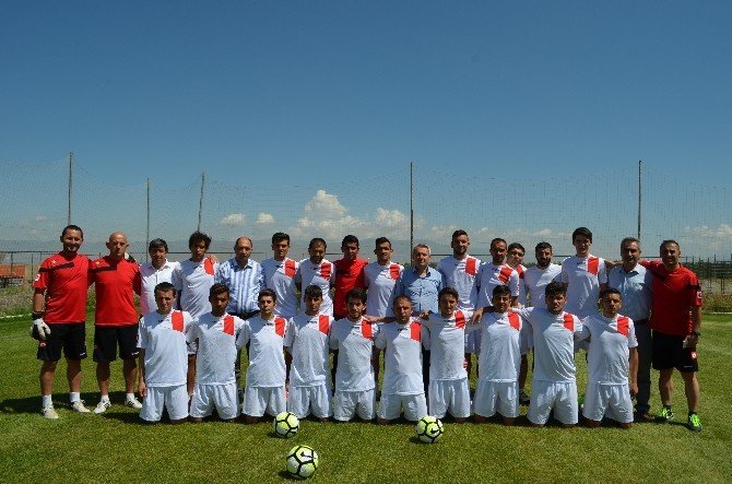 Erzurum GHSİM’den özel futbolculara moral
