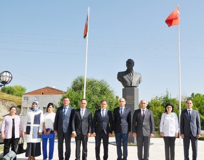 Azerbaycan’ın yeni Kars Başkonsolosu Nuri Guliyev görevine başladı