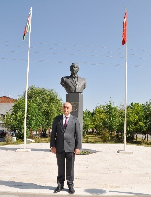 Azerbaycan’ın yeni Kars Başkonsolosu Nuri Guliyev görevine başladı