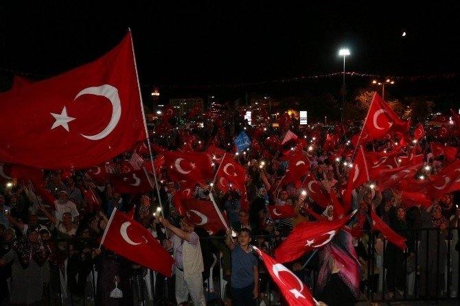 Sivas’ta 27 günlük demokrasi nöbeti sona erdi