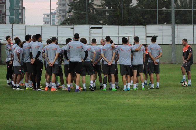 Adanaspor, Bursaspor hazırlıklarına Adana’da devam ediyor