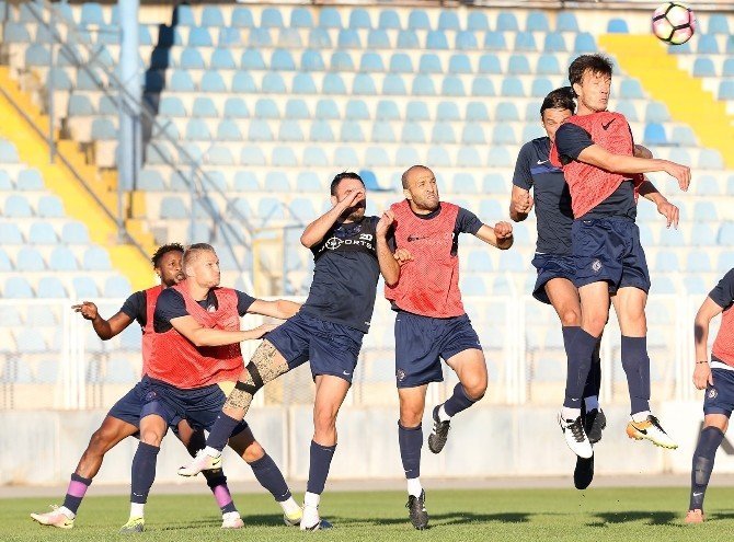 Osmanlıspor, UEFA Avrupa Ligi çalışmalarını sürdürdü