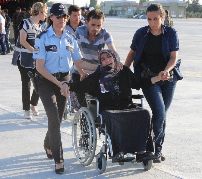 Şehit özel harekat polisinin naaşı Konya’ya getirildi