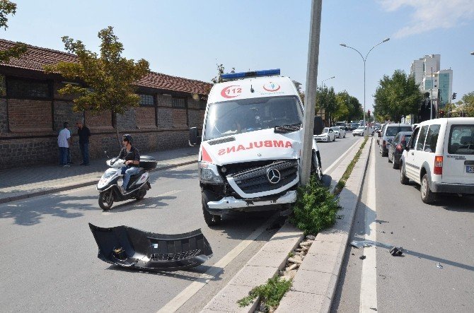 Eskişehir’de ambulans kazası