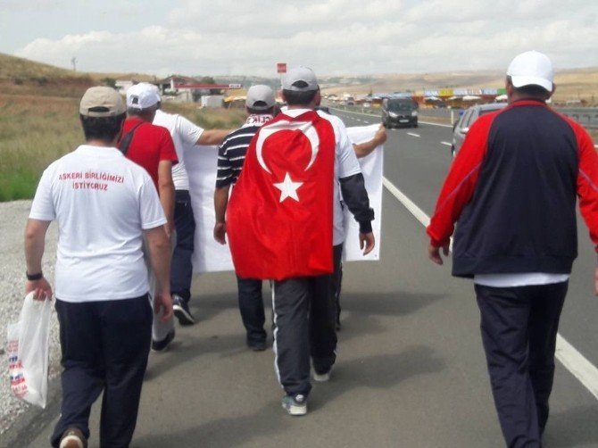 Erdoğan ile görüşmek için yaya olarak 100 kilometre yol kat ettiler