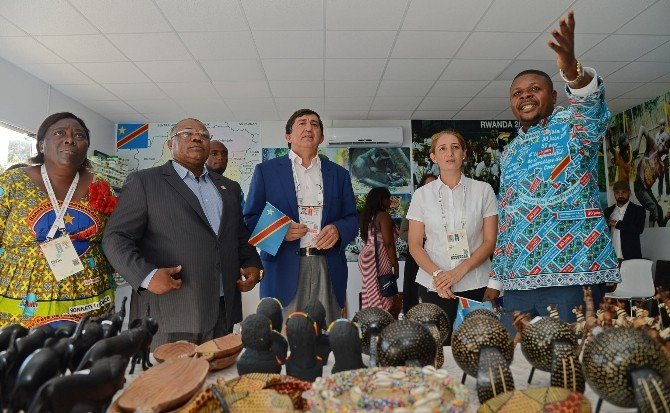 Demokratik Kongo heyeti EXPO 2016’yı ziyaret etti