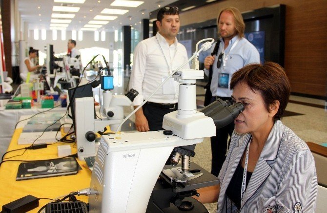 Bilim insanları teröre inat Gaziantep’te bir araya geldi