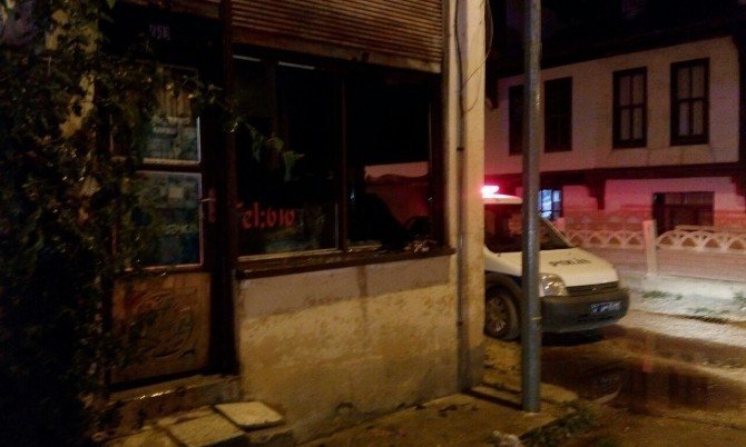 Kastamonu’da bir dükkan kundaklandı