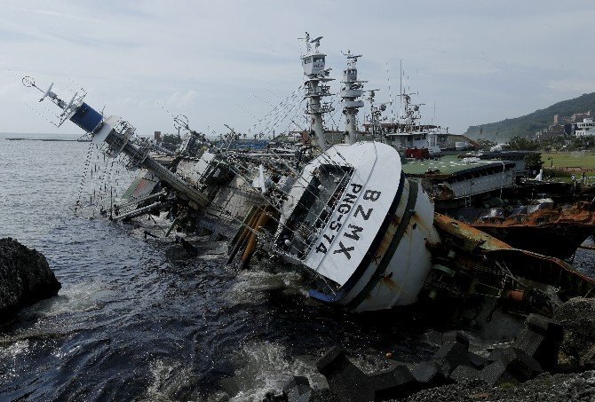Meranti tayfunu sebebiyle 11 kişi hayatını kaybetti
