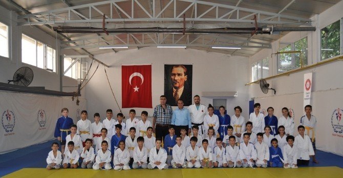Büyükşehir judocuları turnuvalara hazırlanıyor