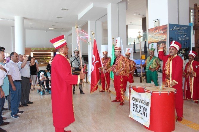 Beyşehir Belediyesi Mehteran Takımı konser vermeye başladı