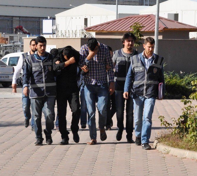 Sivas’ta telefon dolandırıcıları yakalandı