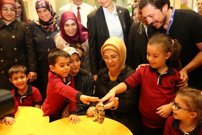 Emine Erdoğan, Selçuklu Kelebek Bahçesini gezdi