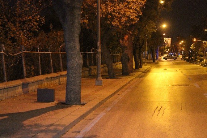 Konya’da şüpheli çanta fünye ile patlatıldı