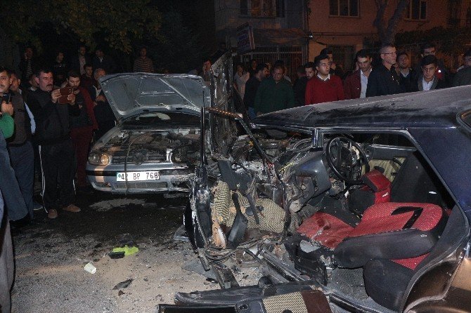 Konya’da iki otomobil kafa kafaya çarpıştı: 4 yaralı