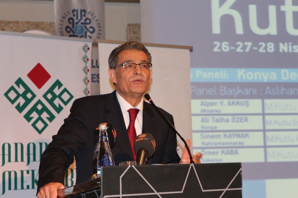 Konya’da Anadolu Mektebi Yazar Okumaları Projesi paneli başladı