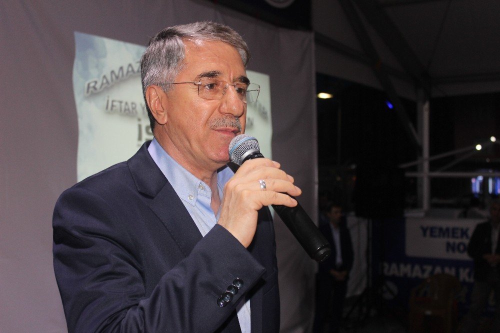 Elazığ’da iftar çadırında her gün bin 500 kişiye iftar