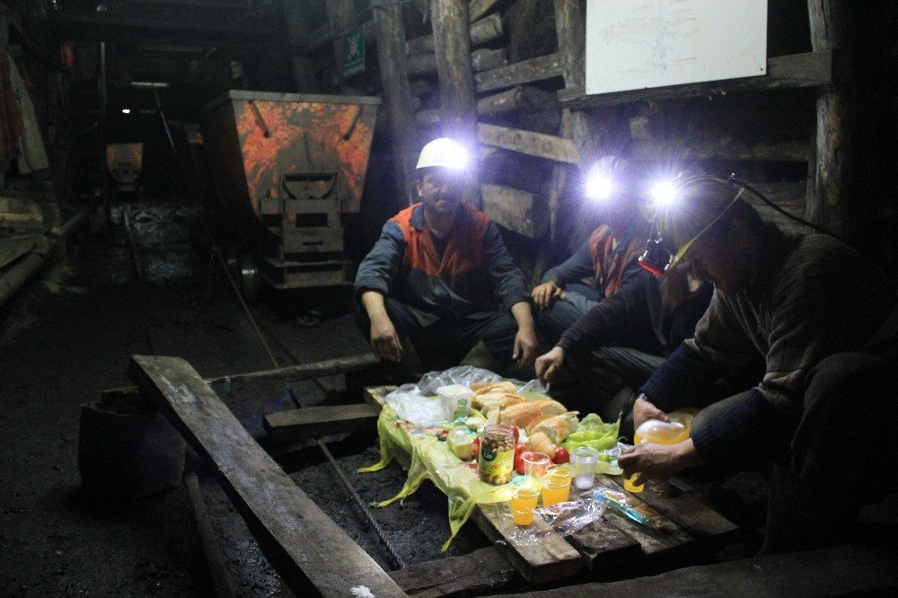 Zonguldak’ta yerin 200 metre altında ilk sahur