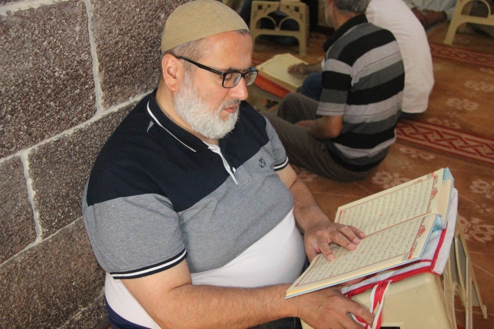 Kilis’te asırlık Mukabele geleneği sürüyor