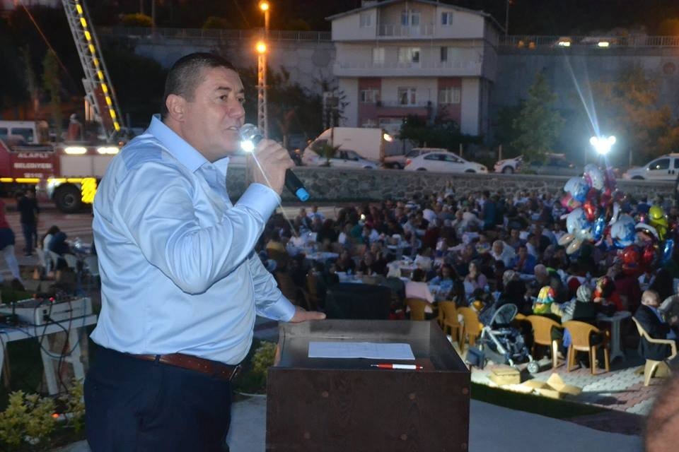 3 bin kişiye sahilde iftar