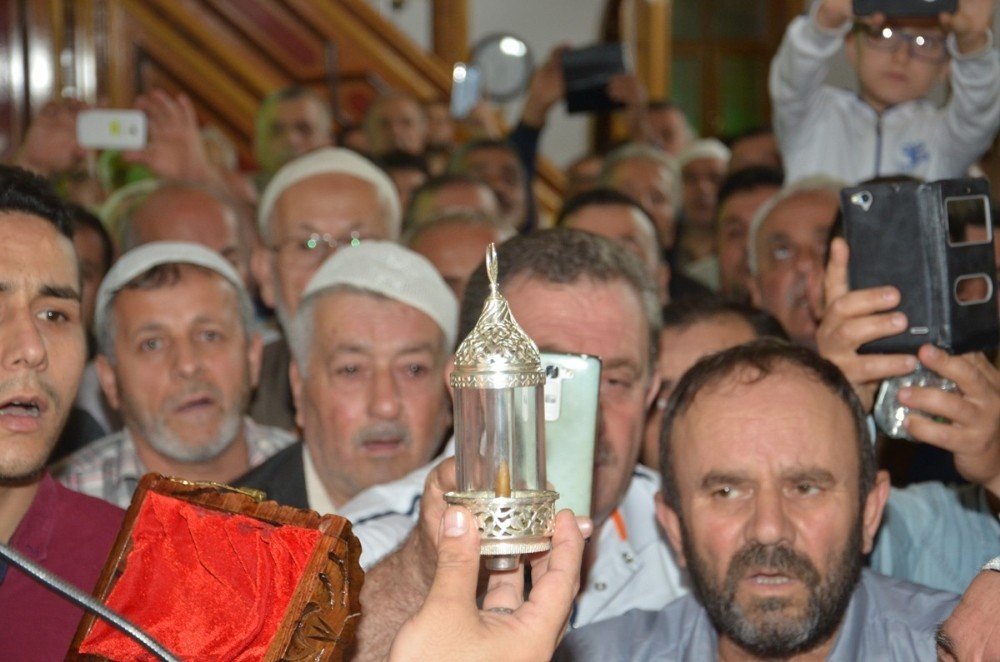 Alaplı’da Sakal-ı Şerif izdihamı