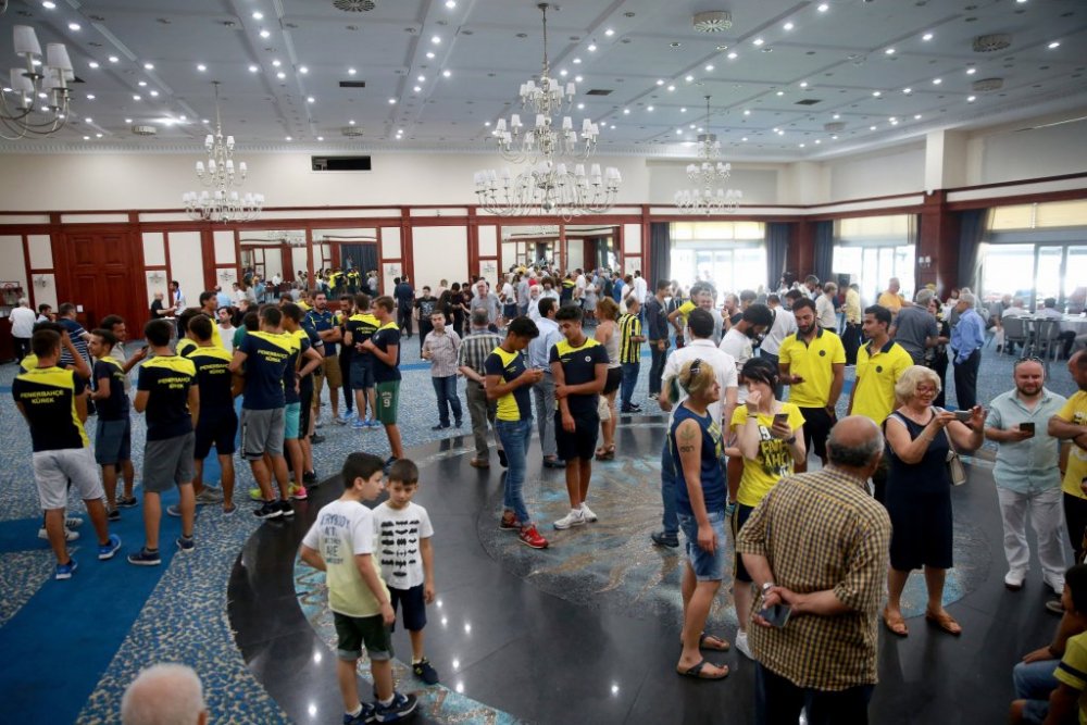 Fenerbahçe Kulübünde bayramlaşma töreni yapıldı