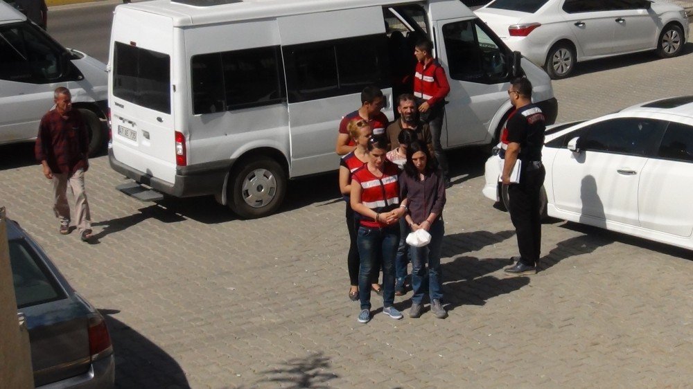 Türkiye’yi kana bulayacaklardı: 6 canlı bomba yakalandı
