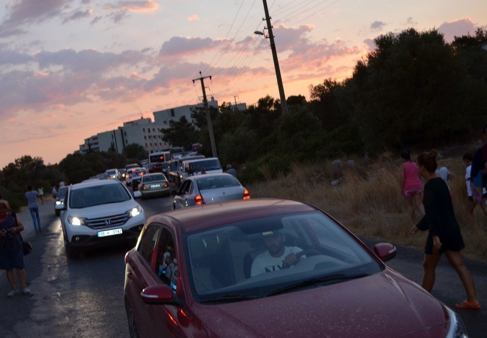 Didim’de trafik  kazası; 1 ölü, 4 yaralı
