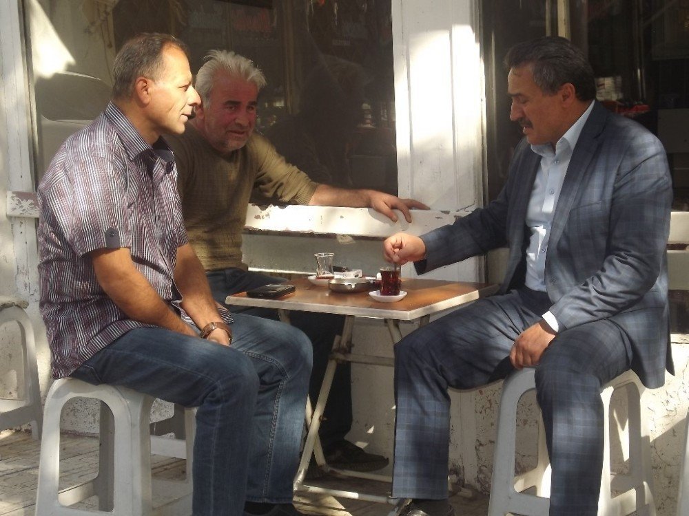 Başkan Tutal, Arasta Çarşısı esnafını ziyaret etti