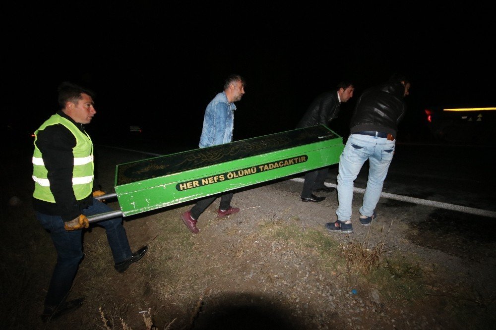 Konya'da minibüs takla attı: 1 ölü