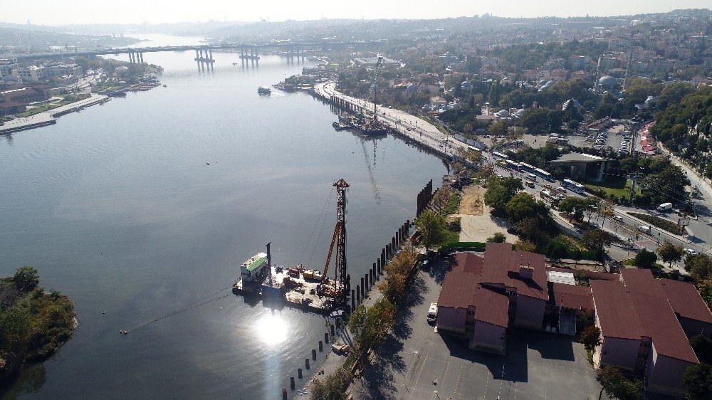 Eminönü-Alibeyköy tramvay projesi için Haliç’e kazık çakıldı