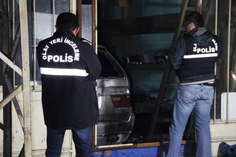 Konya'da ev sahibi-kiracı kavgası: Cipi ateşe verdi!