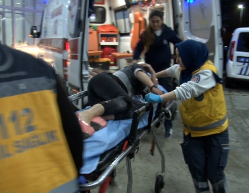 Konya'da eğlence mekanına saldırı: Bir kadın boynundan yaralandı