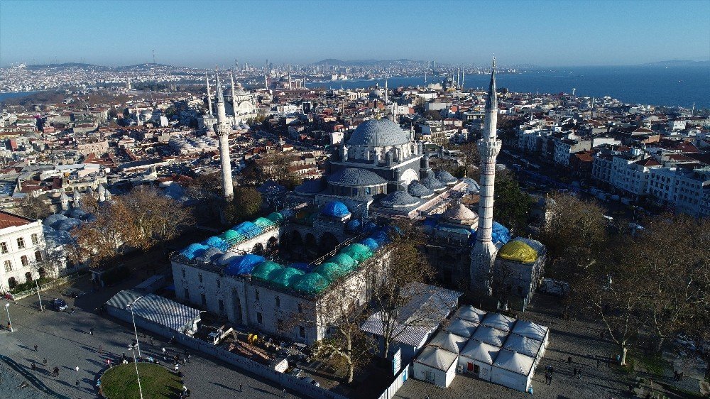 Restorasyonu süren Beyazıt Camii’nin son durumu havadan görüntülendi