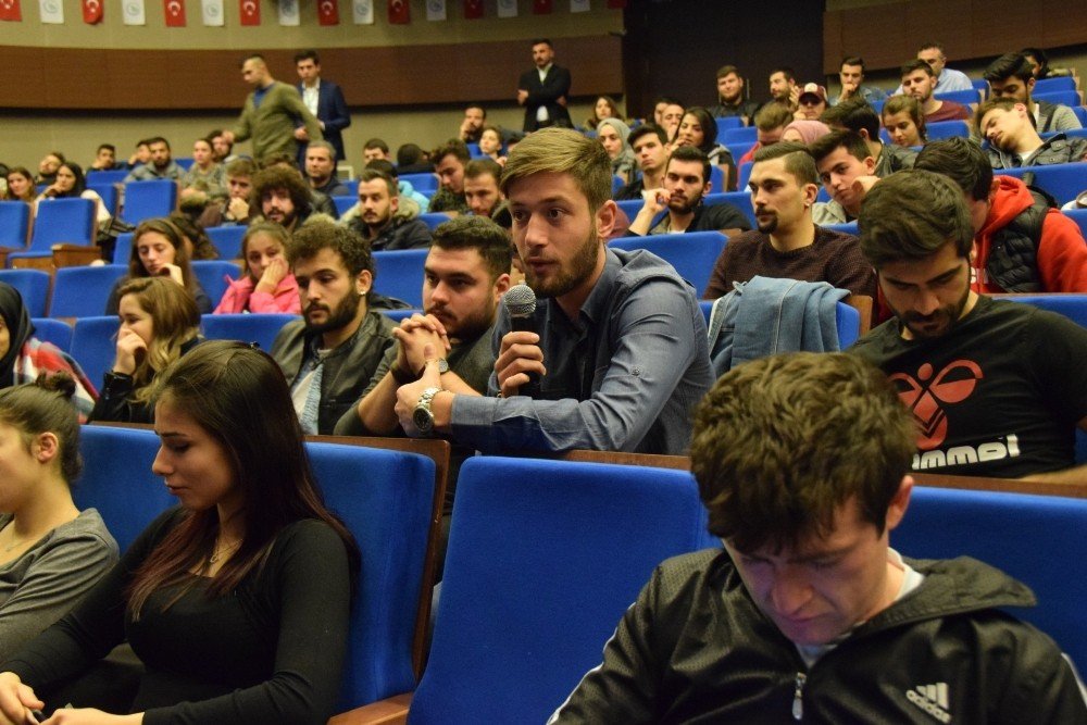 Düzce Üniversitesi’nde “Spor Yaralanmaları” konferansı düzenlendi