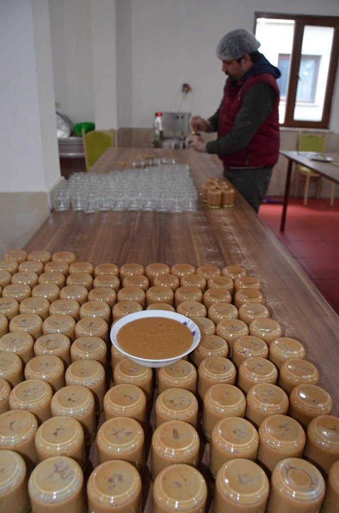 Japonlar süt reçelinin lezzet sırrını vermeyince...