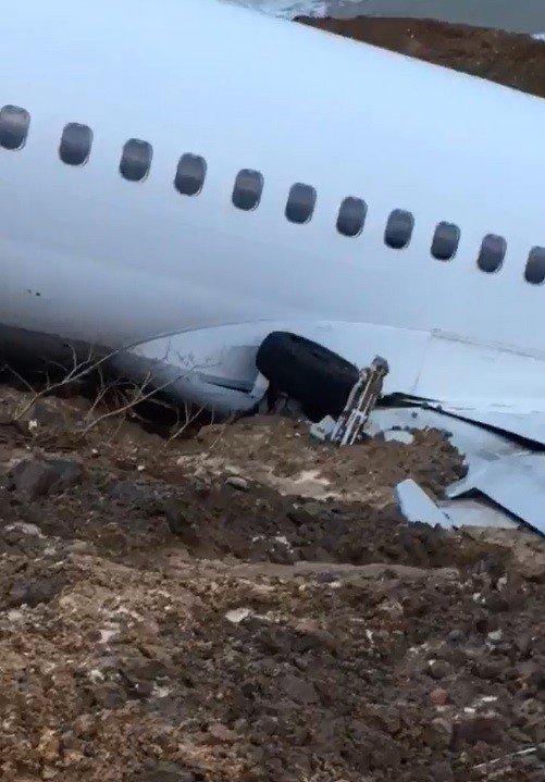 Trabzonlu ‘Rambo Halit’ pisten çıkan uçağın denize yuvarlanan motorunu çıkartmak için izin istiyor