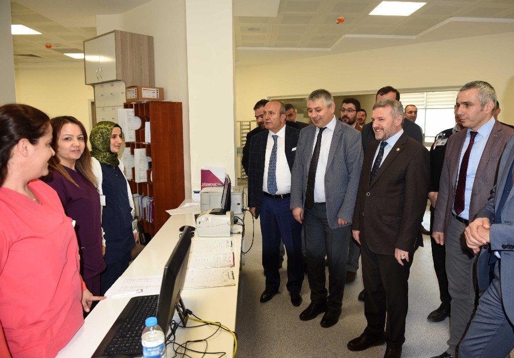 Milletvekili Çelik ve Başkan Arslan, yeni Taşköprü Devlet Hastanesi’ni ziyaret etti