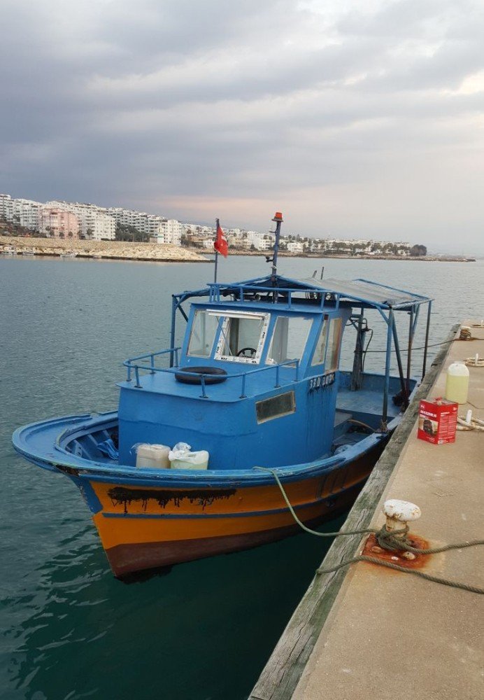 Akdeniz açıklarında 5’i çocuk 38 düzensiz göçmen yakalandı