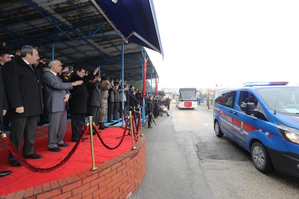 Bursa’daki 145 kişilik JÖH taburu Afrin’e dualarla uğurlandı