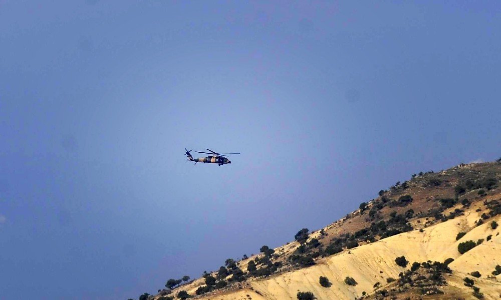 Suriye sınır hattında helikopter hareketliliği