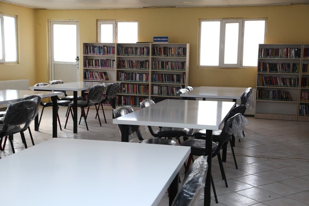 Cizre’de Halk Kütüphanesi yenilenerek hizmetine sunuldu