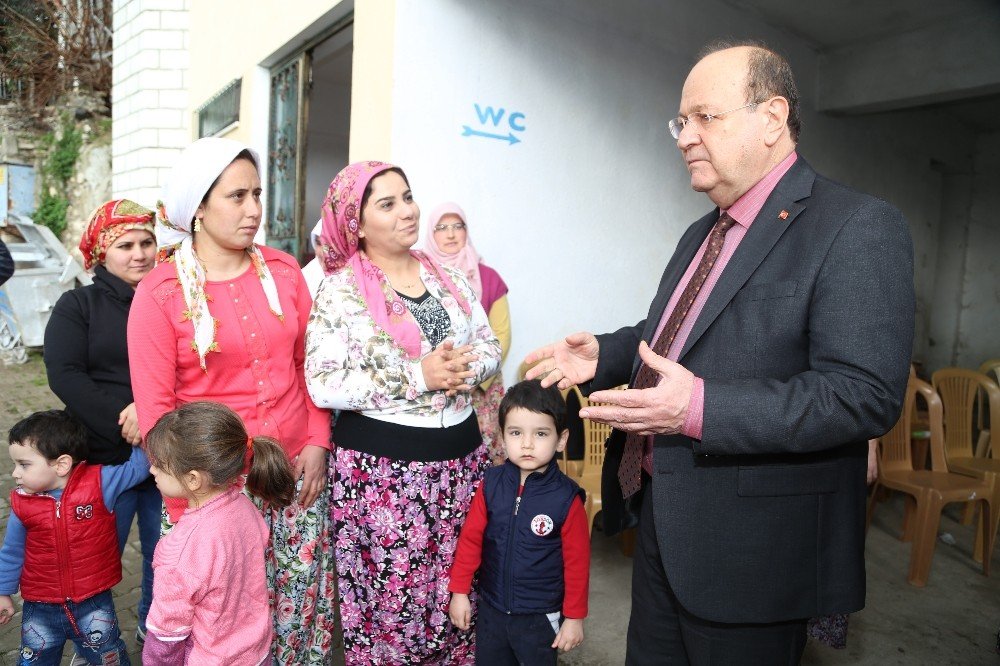 Başkan Özakcan, Zeytinköy Mahallesini ziyaret etti