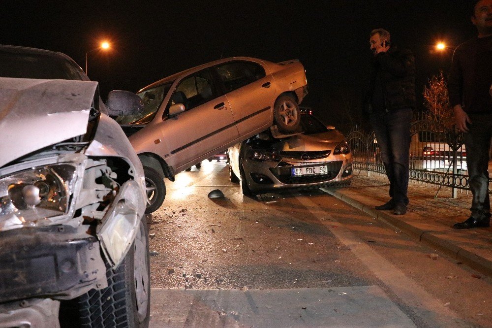 Konya’da 8 araç birbirine girdi: 2 yaralı