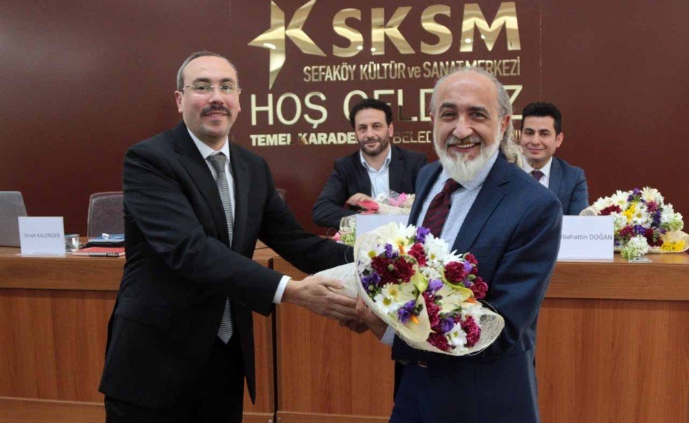 Tüketici Birliği Başkanı gençleri israfa karşı uyardı