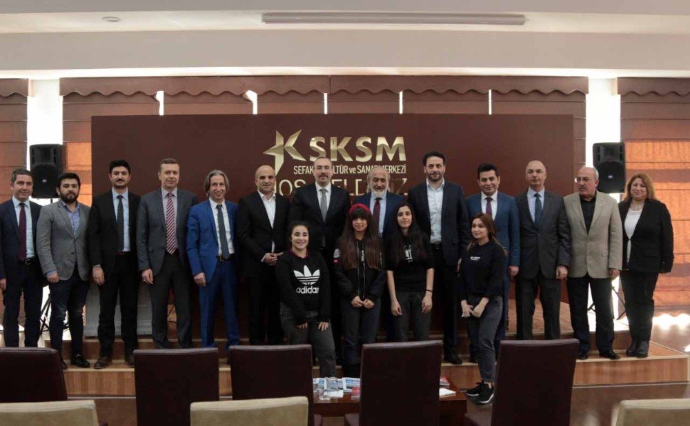 Tüketici Birliği Başkanı gençleri israfa karşı uyardı