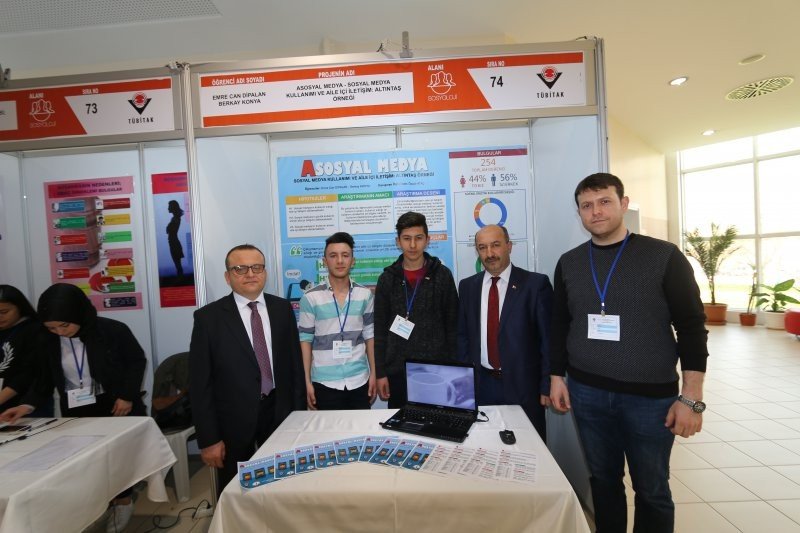 Altıntaş Şehit Polis Elvan Özbay Mesleki ve Teknik Anadolu Lisesi’nin proje başarısı