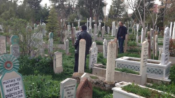 Konya'da bir şahıs, mezarlıkta bıçaklanmış halde bulundu